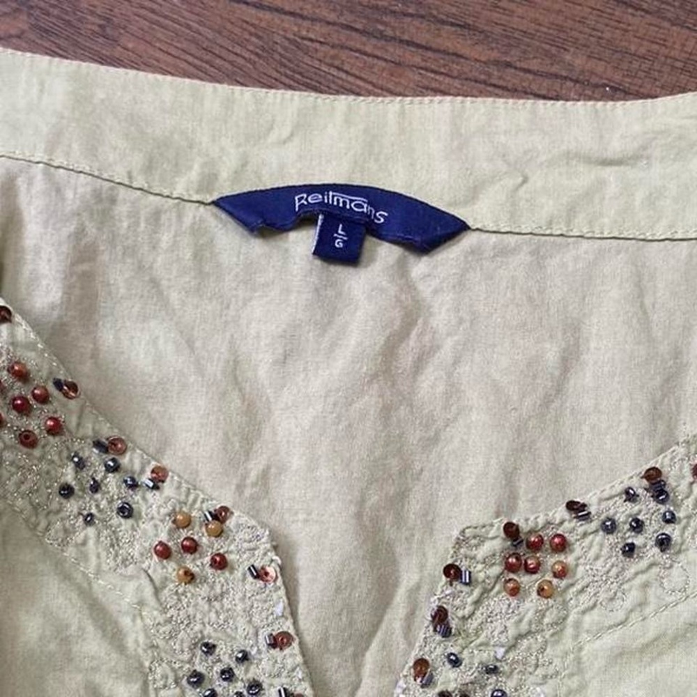 Reitmans Cream Embellished V-Neck Sleeveless Top - Picture 3 of 3